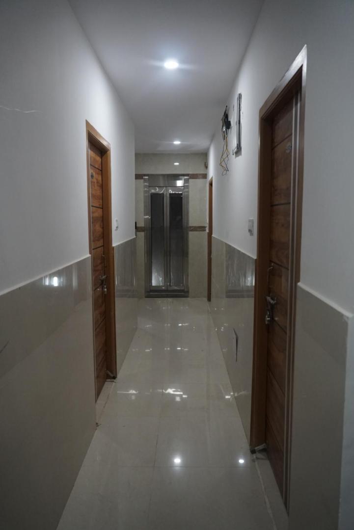 Cosmic Hotel & Guest House Gachibowli Raidurg Hyderabad Eksteriør bilde